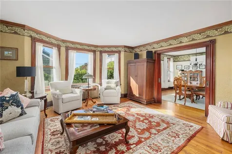 99 Roseneath Avenue Newport RI 02840