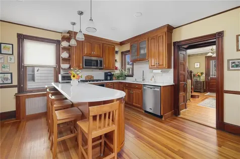 99 Roseneath Avenue Newport RI 02840