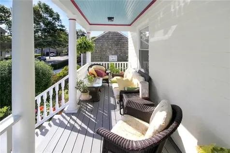 99 Roseneath Avenue Newport RI 02840