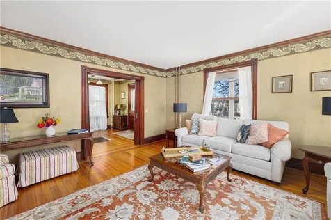 99 Roseneath Avenue Newport RI 02840