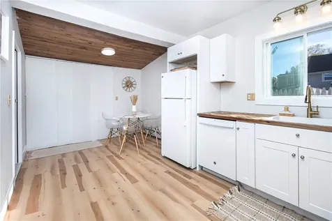 126 Uncas Street Warwick RI 02889