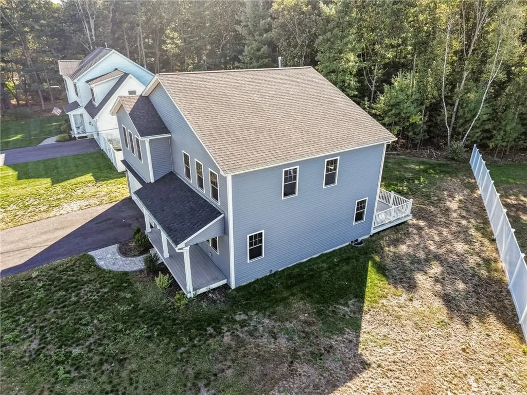 67 Oak Tree Avenue Warwick RI 02886