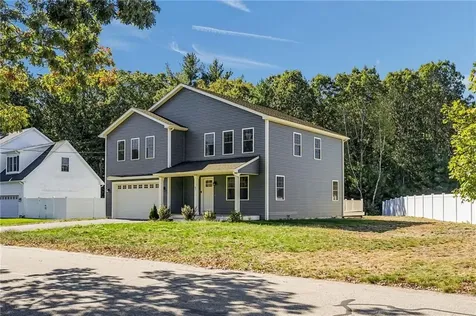 67 Oak Tree Avenue Warwick RI 02886