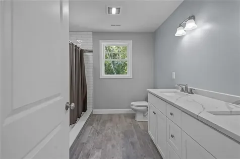 67 Oak Tree Avenue Warwick RI 02886