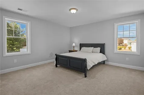 67 Oak Tree Avenue Warwick RI 02886