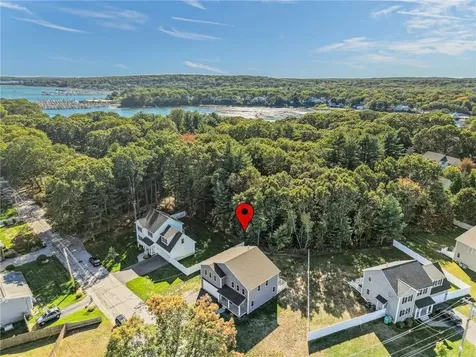 67 Oak Tree Avenue Warwick RI 02886