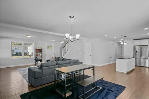 67 Oak Tree Avenue Warwick RI 02886