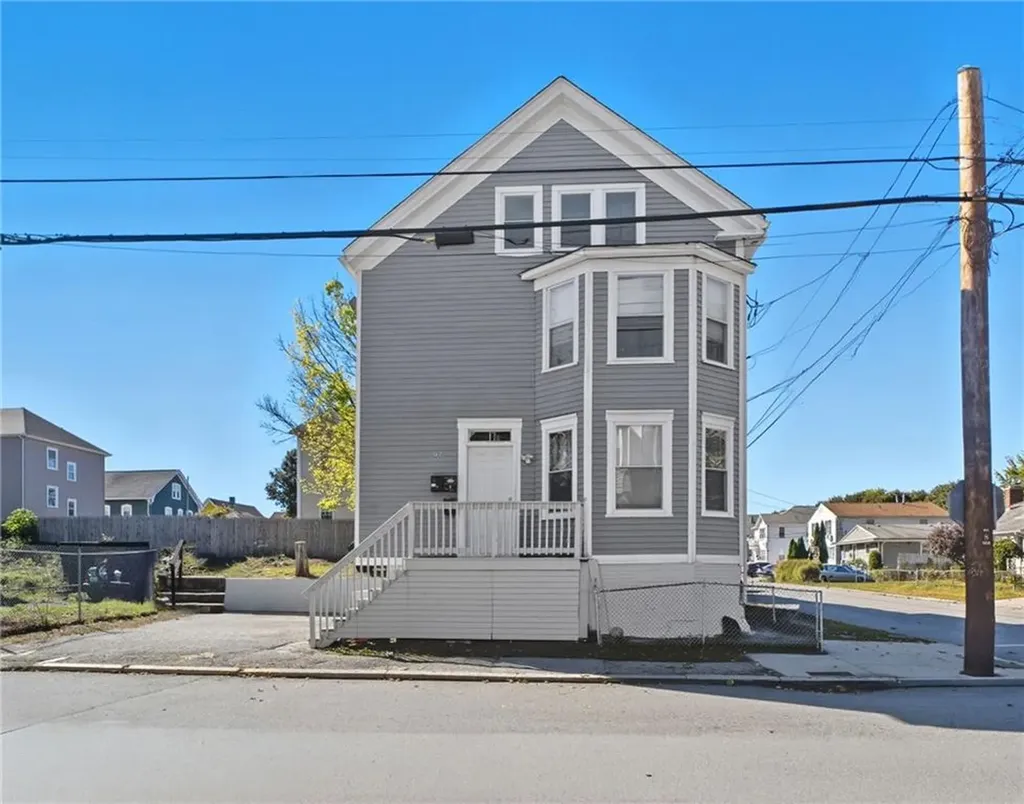 62 Heath Street Providence RI 02909
