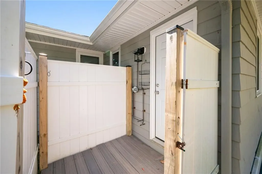 288 Shore Road Westerly RI 02891