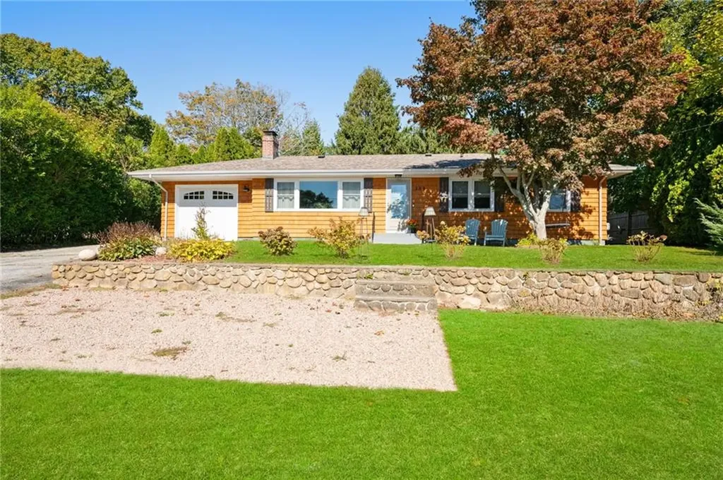 288 Shore Road Westerly RI 02891