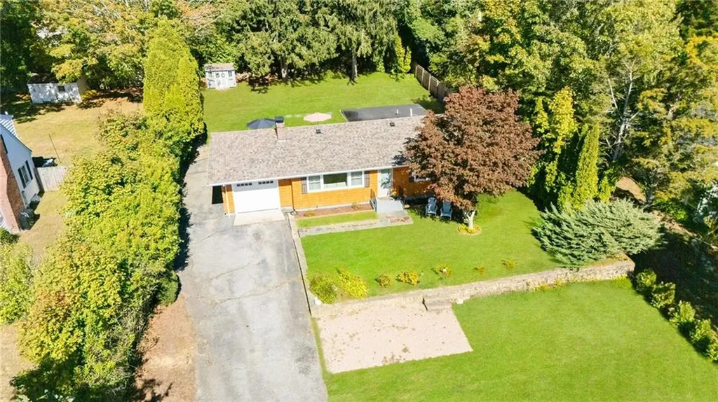 288 Shore Road Westerly RI 02891