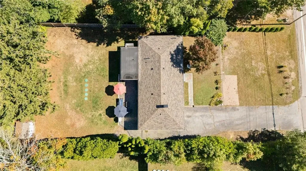 288 Shore Road Westerly RI 02891