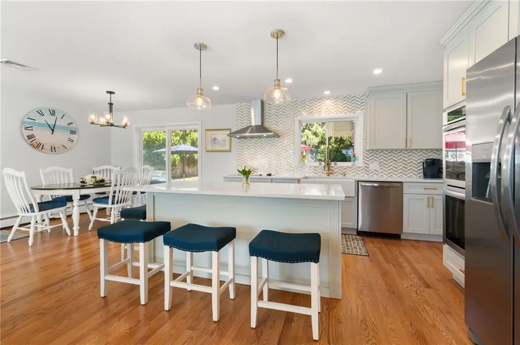 288 Shore Road Westerly RI 02891