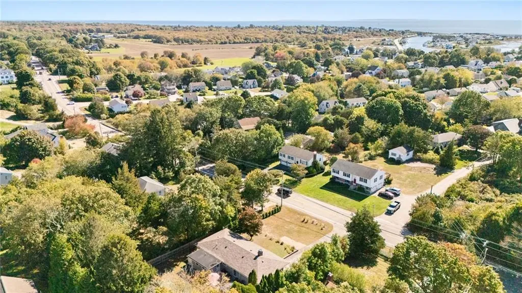 288 Shore Road Westerly RI 02891