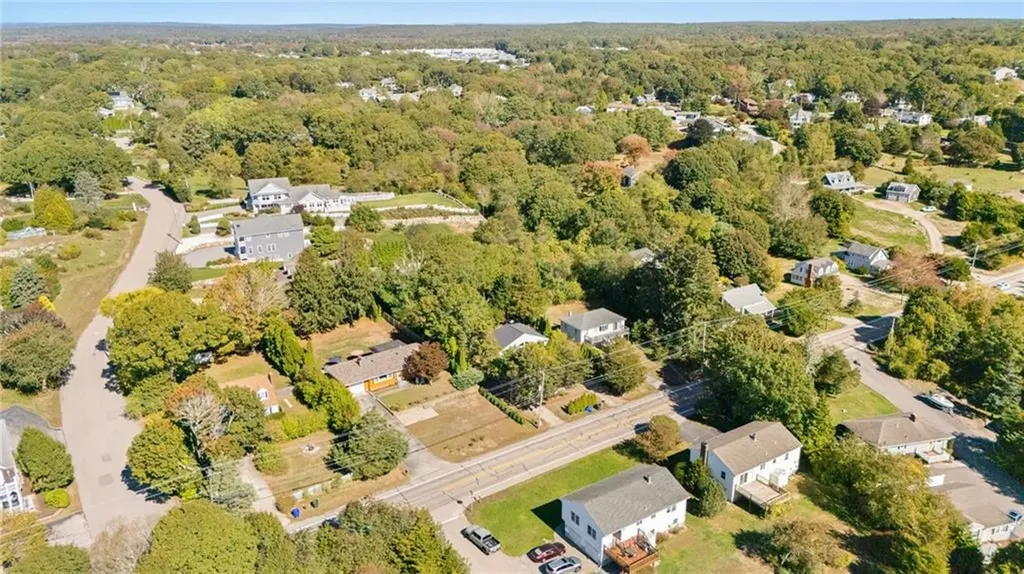 288 Shore Road Westerly RI 02891