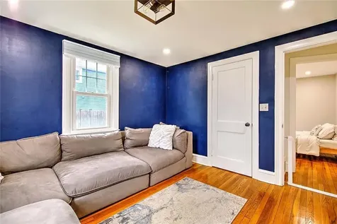 50 Larchmere Drive East Providence RI 02916