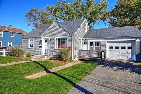 50 Larchmere Drive East Providence RI 02916