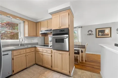 78 George Street Cumberland RI 02864