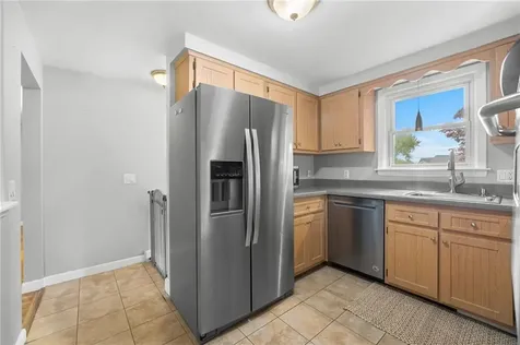 78 George Street Cumberland RI 02864