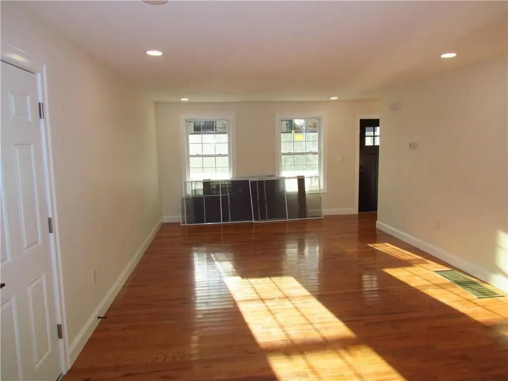 378 Gauthier Drive Woonsocket RI 02895