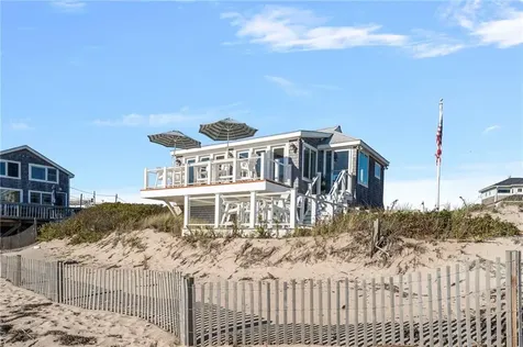 16 Percy Lane Narragansett RI 02879