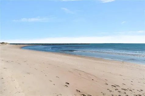 16 Percy Lane Narragansett RI 02879