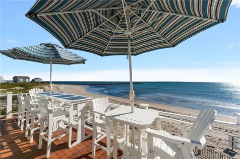 16 Percy Lane Narragansett RI 02879