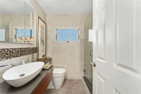 16 Percy Lane Narragansett RI 02879