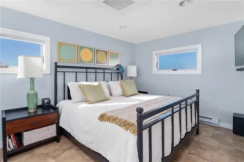 16 Percy Lane Narragansett RI 02879