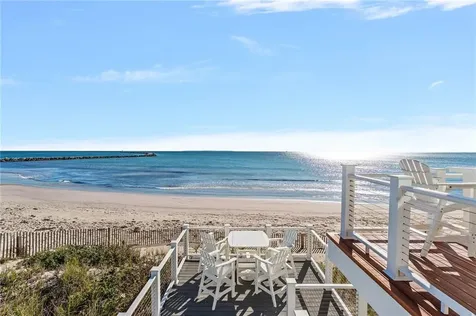 16 Percy Lane Narragansett RI 02879