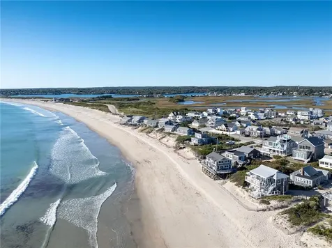 16 Percy Lane Narragansett RI 02879