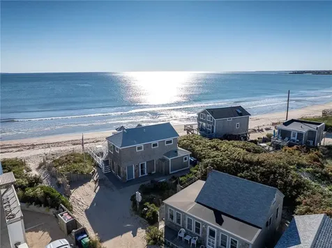 16 Percy Lane Narragansett RI 02879