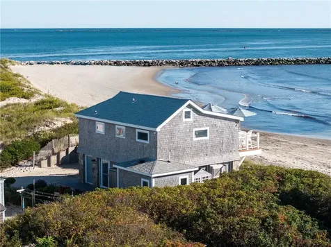 16 Percy Lane Narragansett RI 02879