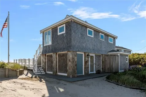 16 Percy Lane Narragansett RI 02879