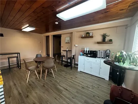 1542 Main Street West Warwick RI 02893