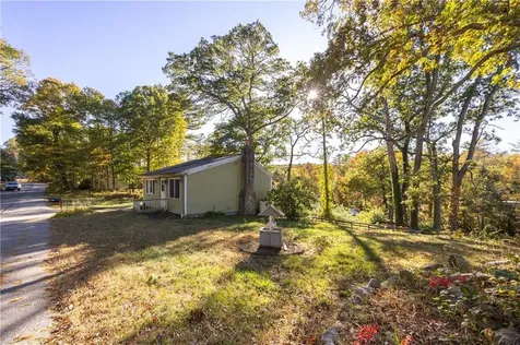 106 Echo Road Glocester RI 02814