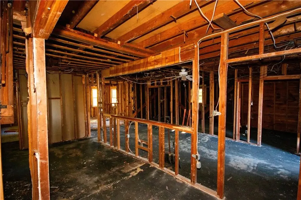 972 Eddie Dowling Highway North Smithfield RI 02896