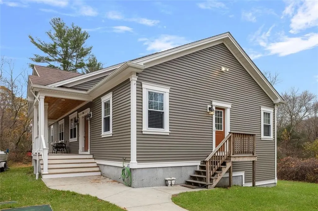 29 Luther Road Foster RI 02825