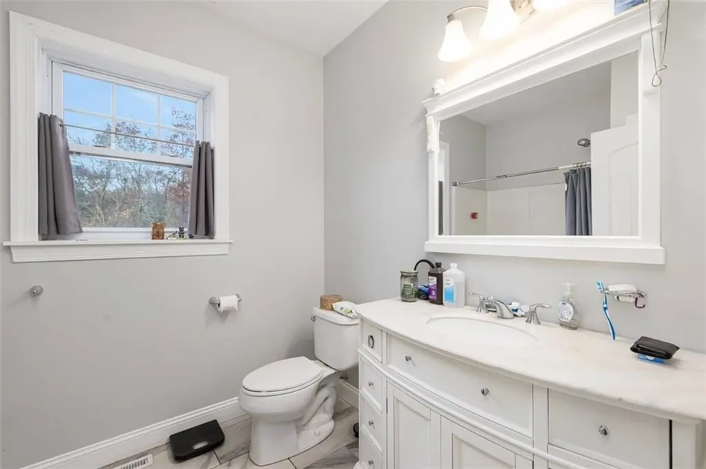 29 Luther Road Foster RI 02825