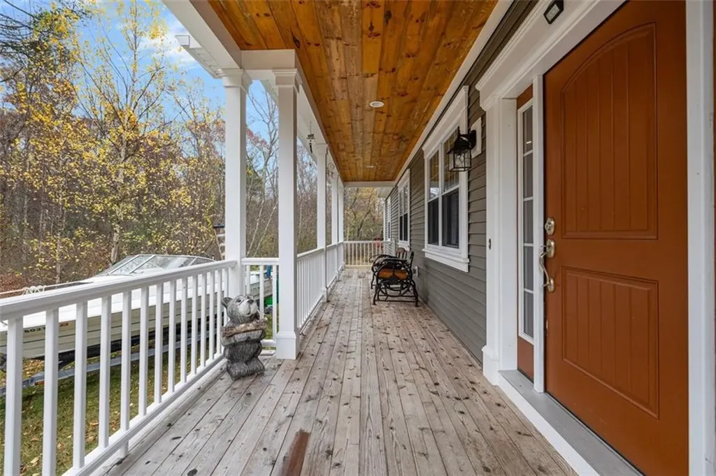 29 Luther Road Foster RI 02825