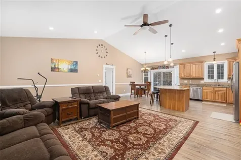 29 Luther Road Foster RI 02825