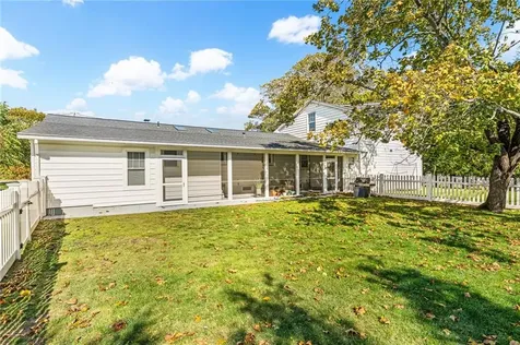 105 Camp Avenue North Kingstown RI 02852