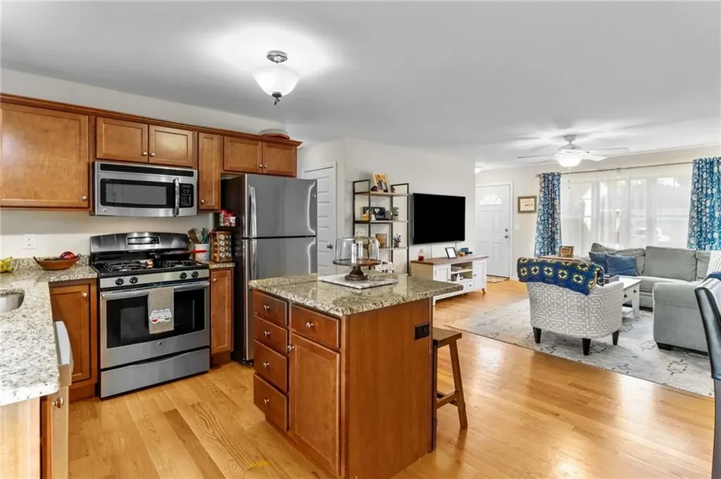 21 Charles Street Cranston RI 02920