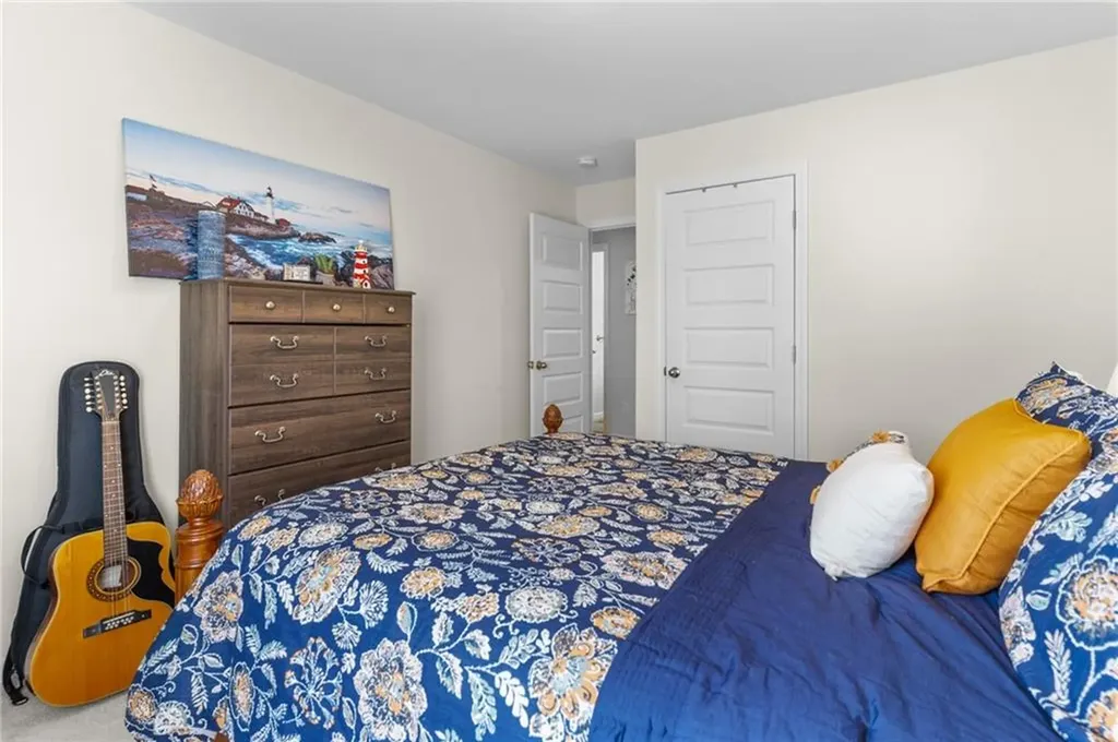 21 Charles Street Cranston RI 02920