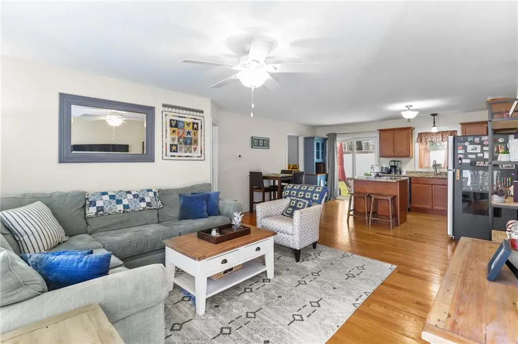 21 Charles Street Cranston RI 02920