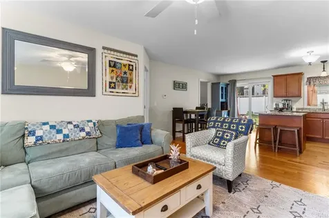 21 Charles Street Cranston RI 02920