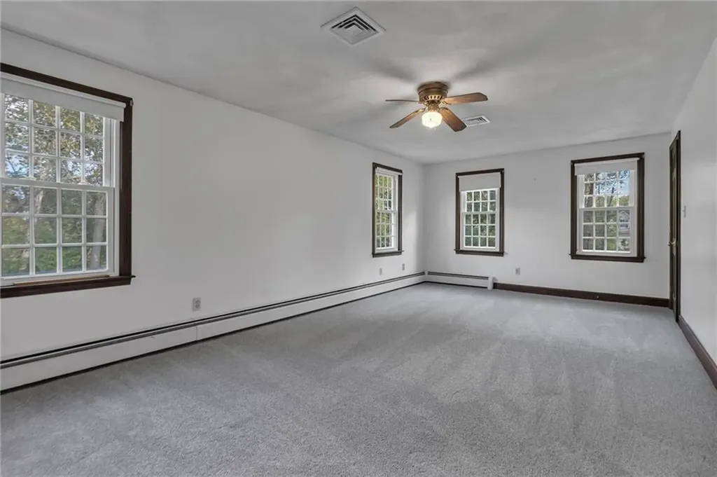 381 Woonsocket Hill Road North Smithfield RI 02896