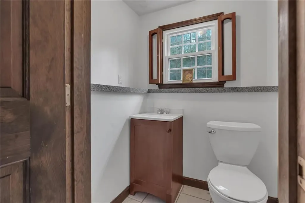 381 Woonsocket Hill Road North Smithfield RI 02896