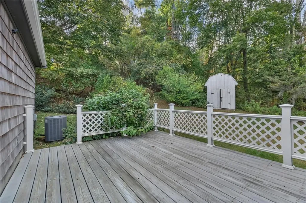 381 Woonsocket Hill Road North Smithfield RI 02896