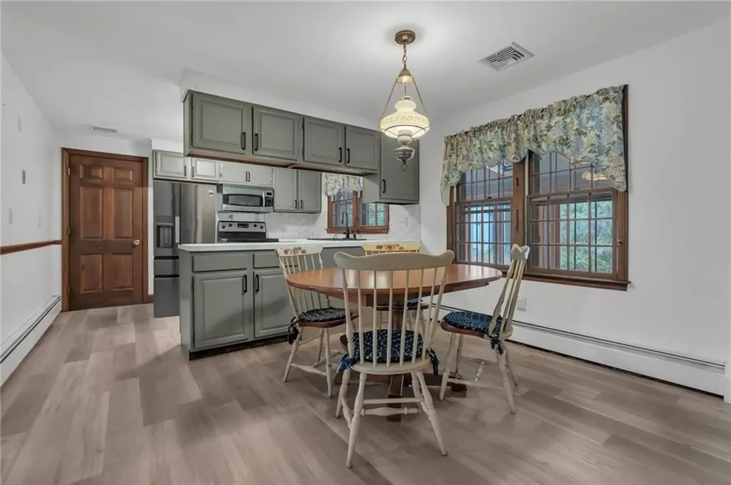 381 Woonsocket Hill Road North Smithfield RI 02896